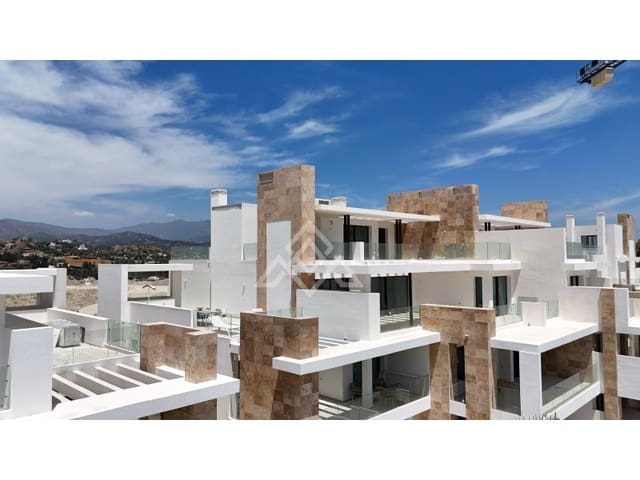 2 soverom Leilighet til salgs i Los Llanos, Estepona med garasje - € 825 000 (Ref: 9141755)
