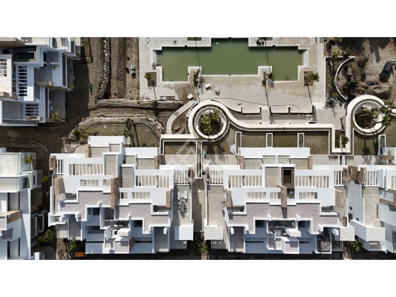 2 soveværelse Lejlighed til salg i Estepona med garage - € 825.000 (Ref: 9141755)