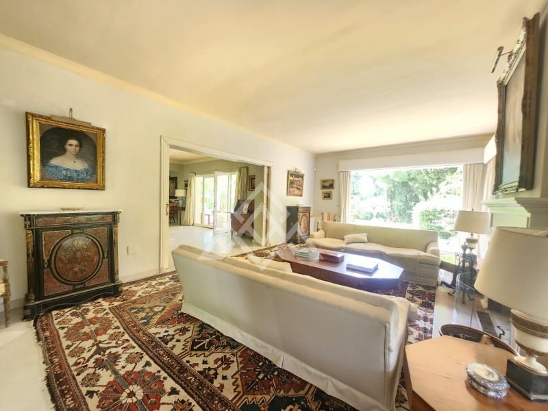 8 sypialnia Willa na sprzedaż w Calahonda z garażem - 2 350 000 € (Ref: 9159937)