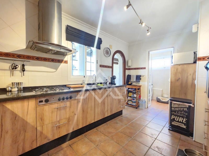 3 soveværelse Byhus til salg i Bahia de Casares - € 1.250.000 (Ref: 9183972)