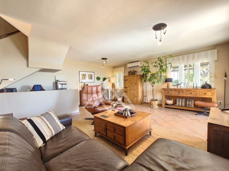 3 soveværelse Byhus til salg i Bahia de Casares - € 1.250.000 (Ref: 9183972)