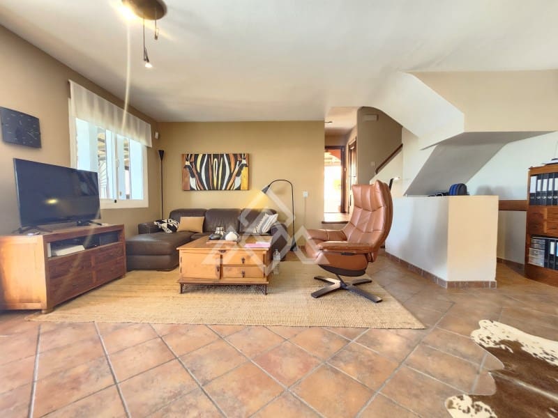 3 soveværelse Byhus til salg i Bahia de Casares - € 1.250.000 (Ref: 9183972)