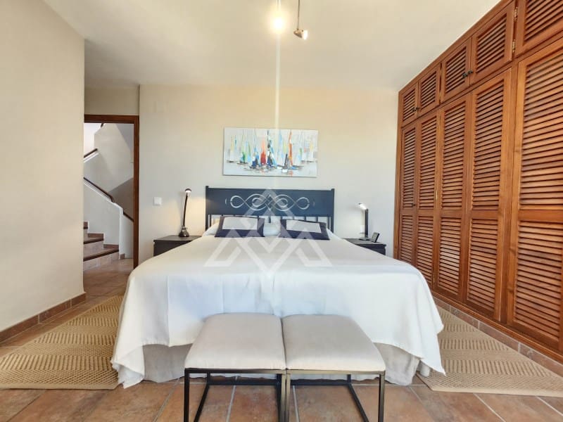 3 soveværelse Byhus til salg i Bahia de Casares - € 1.250.000 (Ref: 9183972)