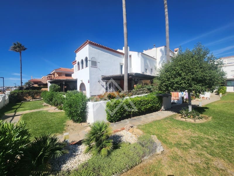 3 soveværelse Byhus til salg i Bahia de Casares - € 1.250.000 (Ref: 9183972)