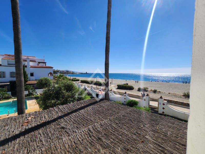 3 soveværelse Byhus til salg i Bahia de Casares - € 1.250.000 (Ref: 9183972)