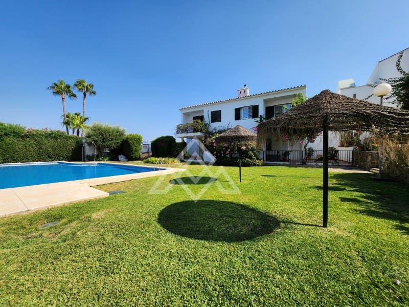 3 soveværelse Byhus til salg i New Golden Mile - € 340.000 (Ref: 9188642)