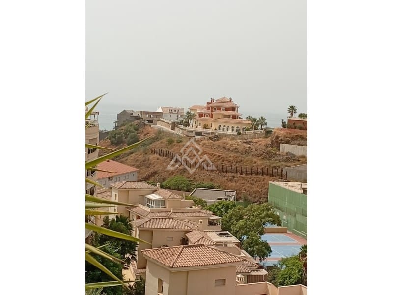 3 soverom Penthouse til salgs i Torrequebrada med garasje - € 559 000 (Ref: 9196204)