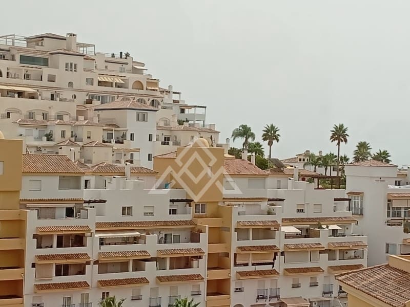 3 soverom Penthouse til salgs i Torrequebrada med garasje - € 559 000 (Ref: 9196204)