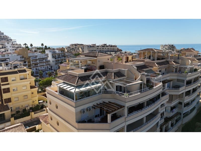 3 soverom Penthouse til salgs i Torrequebrada med garasje - € 559 000 (Ref: 9196204)