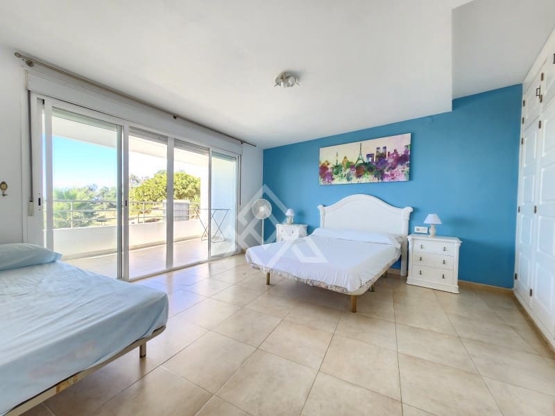 2 soveværelse Lejlighed til salg i Calahonda med swimmingpool - € 430.000 (Ref: 9204767)