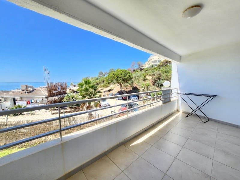 2 soveværelse Lejlighed til salg i Calahonda med swimmingpool - € 430.000 (Ref: 9204767)