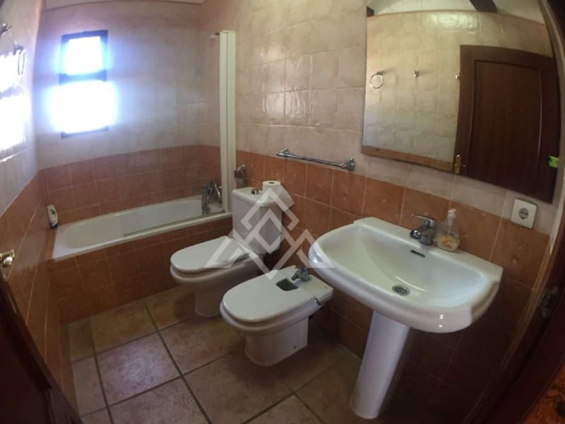 5 soverom Villa til salgs i Conil de la Frontera med garasje - € 371 000 (Ref: 9240273)