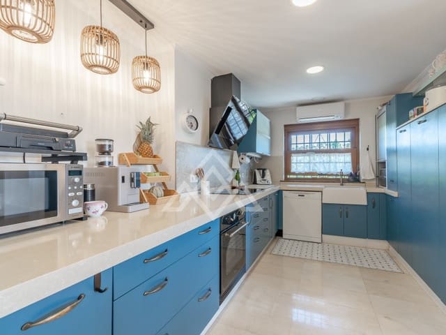 4 bedroom Villa for sale in Bello Horizonte - Lindasol, Marbella with pool garage - € 1,849,000 (Ref: 9269968)