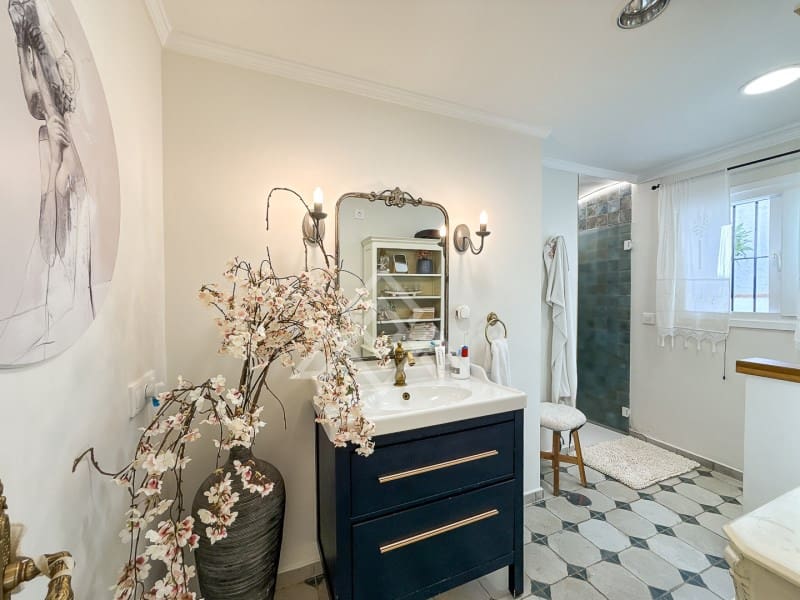 4 quarto Moradia para venda em Marbella com piscina garagem - 1 849 000 € (Ref: 9269968)