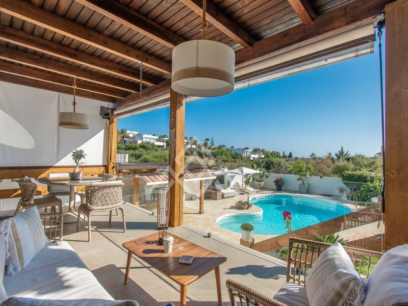 4 quarto Moradia para venda em Marbella com piscina garagem - 1 849 000 € (Ref: 9269968)