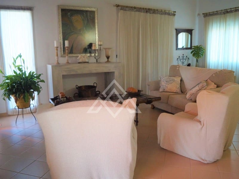 7 soverom Finca/Herregård til salgs i Oliva med garasje - € 1 650 000 (Ref: 9276588)