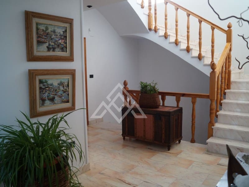 7 soverom Finca/Herregård til salgs i Oliva med garasje - € 1 650 000 (Ref: 9276588)