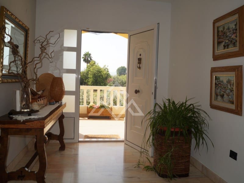 7 soverom Finca/Herregård til salgs i Oliva med garasje - € 1 650 000 (Ref: 9276588)