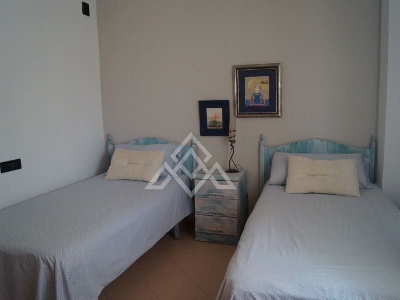 7 soverom Finca/Herregård til salgs i Oliva med garasje - € 1 650 000 (Ref: 9276588)