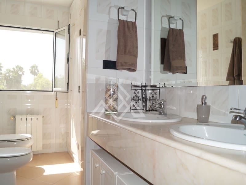 7 soverom Finca/Herregård til salgs i Oliva med garasje - € 1 650 000 (Ref: 9276588)