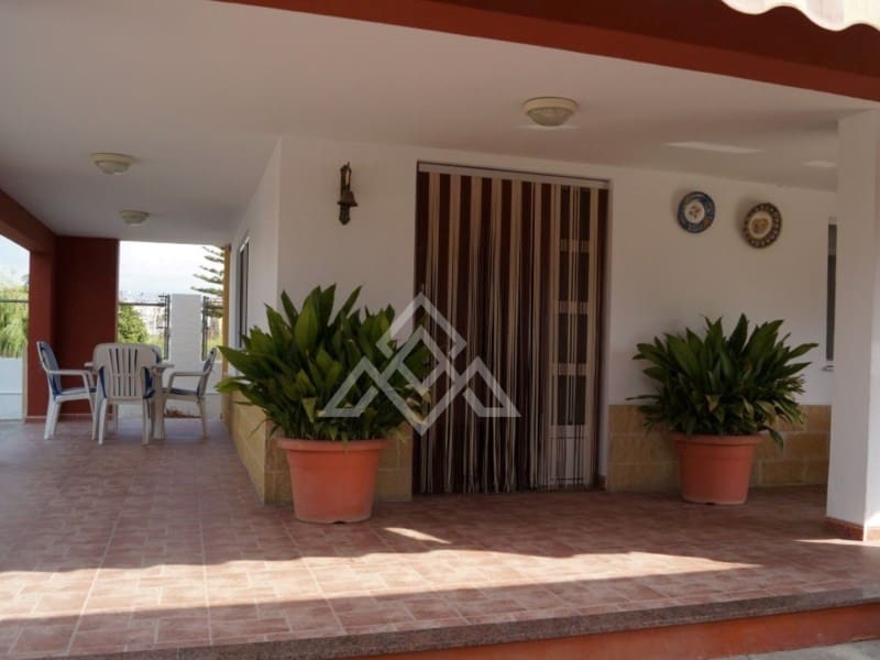 7 soverom Finca/Herregård til salgs i Oliva med garasje - € 1 650 000 (Ref: 9276588)