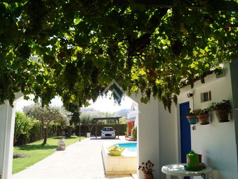 7 soverom Finca/Herregård til salgs i Oliva med garasje - € 1 650 000 (Ref: 9276588)