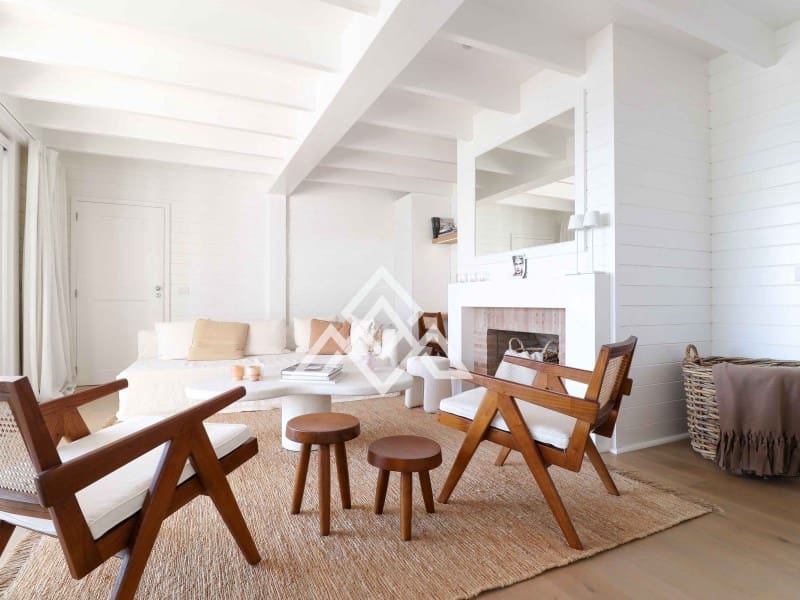 4 bedroom Villa for sale in Benahavis with garage - € 1,975,000 (Ref: 9300960)