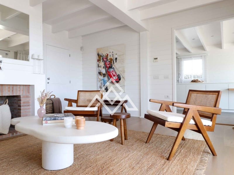 4 bedroom Villa for sale in Benahavis with garage - € 1,975,000 (Ref: 9300960)