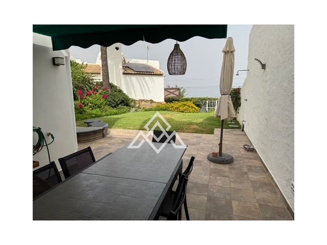 5 soveværelse Byhus til salg i Bahía Dorada, Estepona - € 1.499.000 (Ref: 9300961)