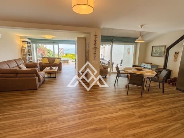 5 soveværelse Byhus til salg i Bahía Dorada, Estepona - € 1.499.000 (Ref: 9300961)