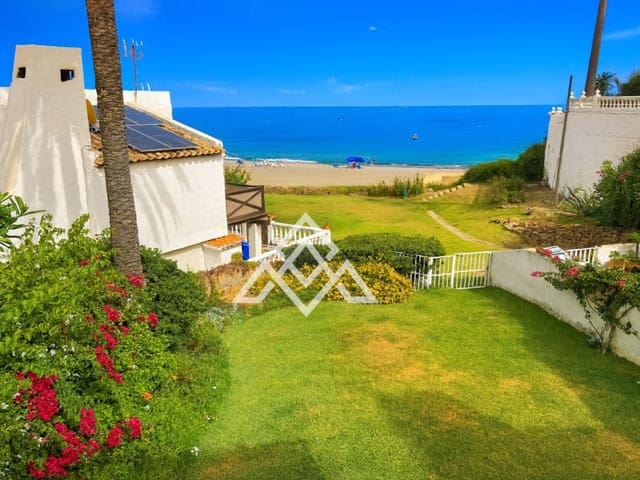 5 soveværelse Byhus til salg i Bahía Dorada, Estepona - € 1.499.000 (Ref: 9300961)
