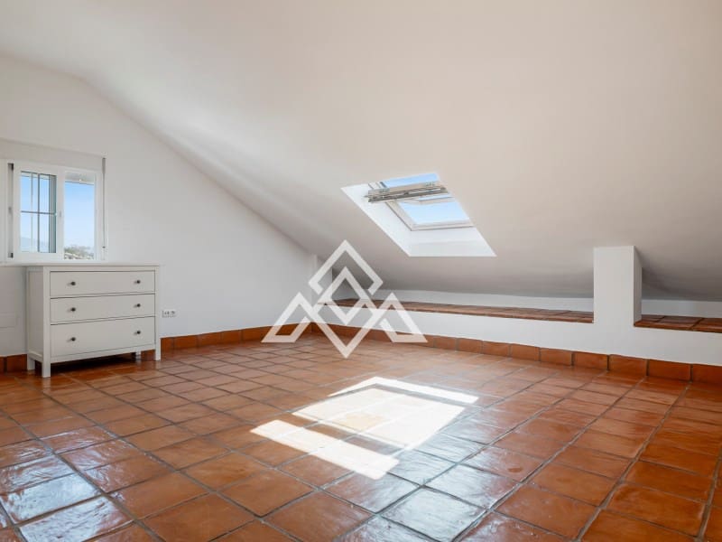 4 sypialnia Dom na sprzedaż w San Pedro de Alcantara - 949 000 € (Ref: 9300962)