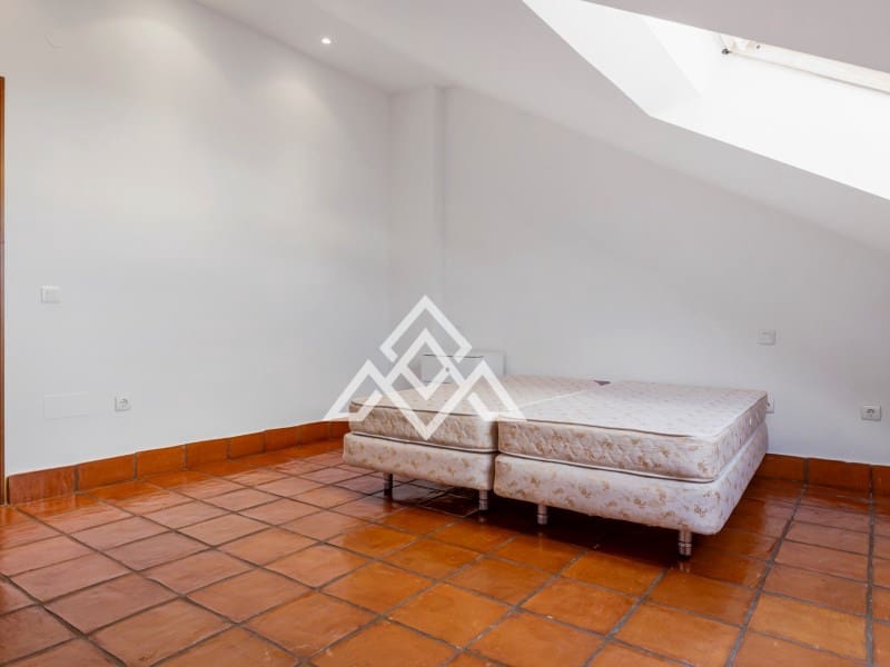 4 sypialnia Dom na sprzedaż w San Pedro de Alcantara - 949 000 € (Ref: 9300962)