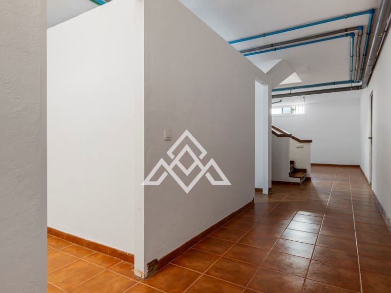 4 sypialnia Dom na sprzedaż w San Pedro de Alcantara - 949 000 € (Ref: 9300962)