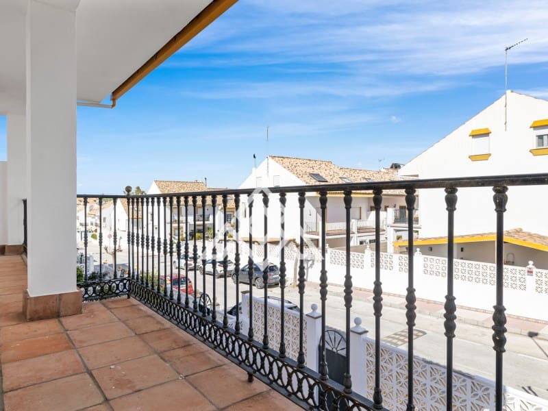 4 sypialnia Dom na sprzedaż w San Pedro de Alcantara - 949 000 € (Ref: 9300962)