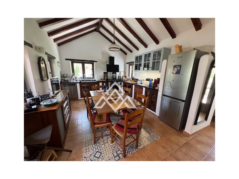 4 quarto Moradia para venda em Casares - 850 000 € (Ref: 9300963)