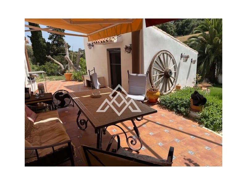 4 quarto Moradia para venda em Casares - 850 000 € (Ref: 9300963)