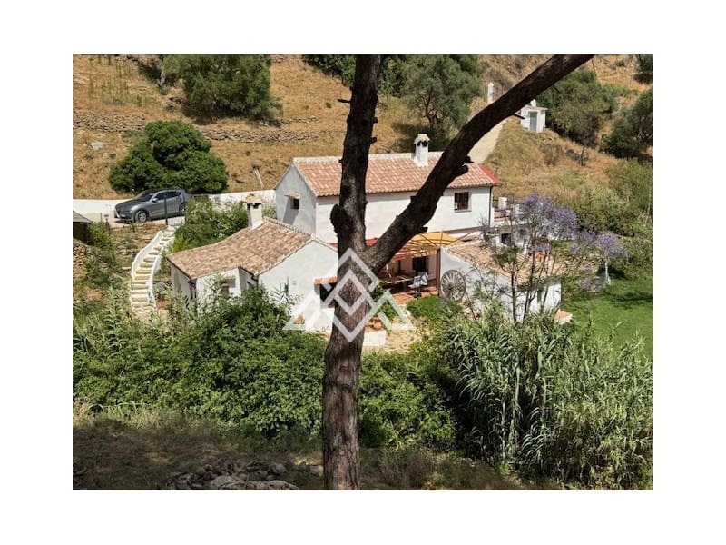 4 quarto Moradia para venda em Casares - 850 000 € (Ref: 9300963)