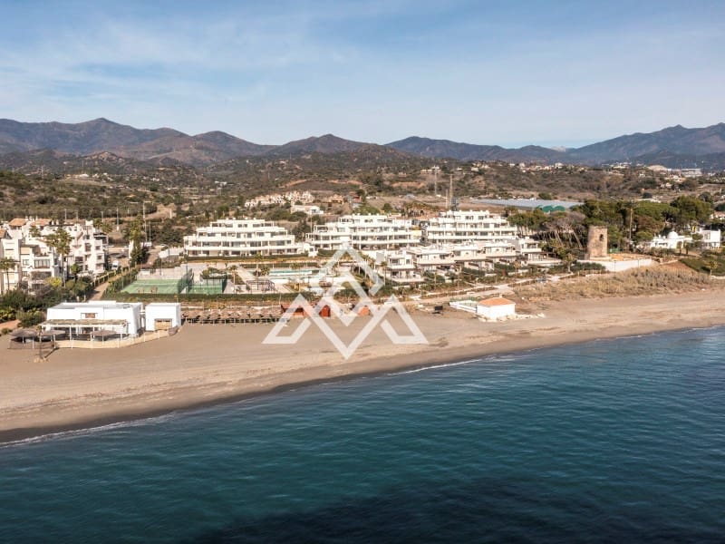 4 camera da letto Villa in vendita in New Golden Mile - 4.500.000 € (Rif: 9300965)