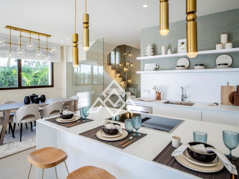 4 camera da letto Villa in vendita in New Golden Mile - 4.500.000 € (Rif: 9300965)