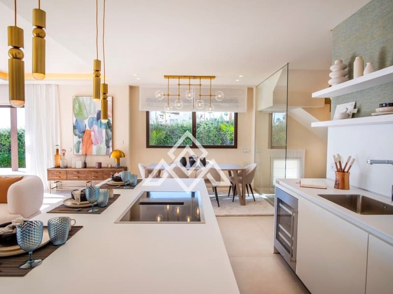 4 camera da letto Villa in vendita in New Golden Mile - 4.500.000 € (Rif: 9300965)