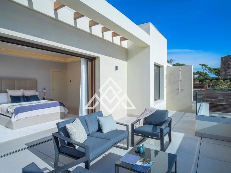 4 camera da letto Villa in vendita in New Golden Mile - 4.500.000 € (Rif: 9300965)