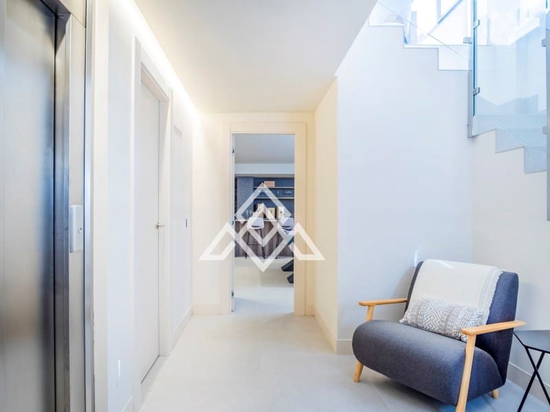 4 camera da letto Villa in vendita in New Golden Mile - 4.500.000 € (Rif: 9300965)