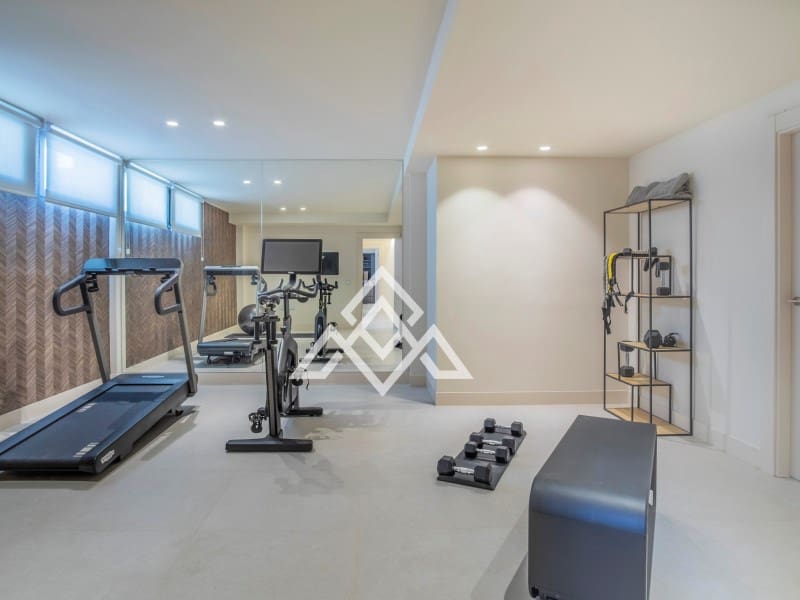 4 camera da letto Villa in vendita in New Golden Mile - 4.500.000 € (Rif: 9300965)