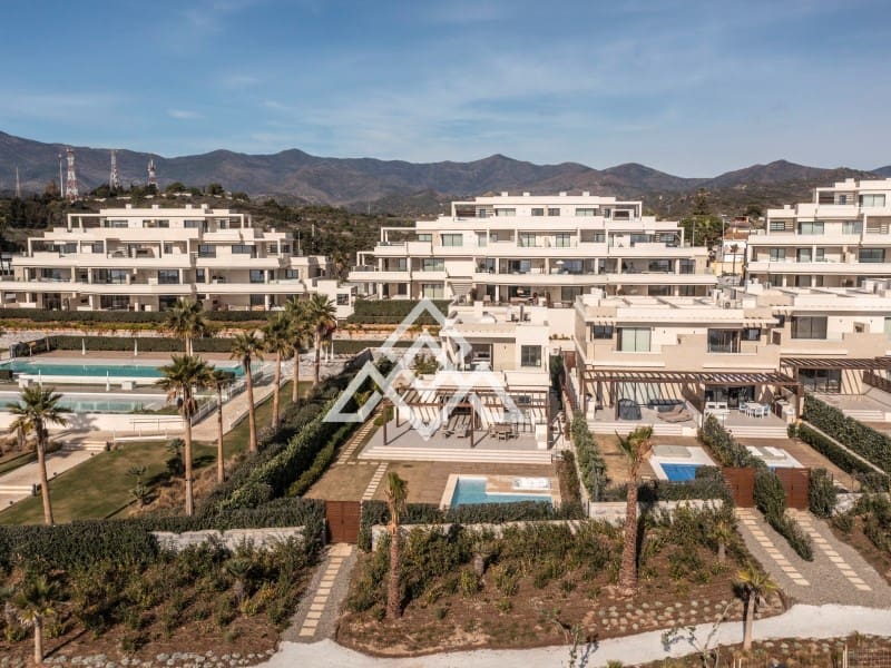 4 camera da letto Villa in vendita in New Golden Mile - 4.500.000 € (Rif: 9300965)