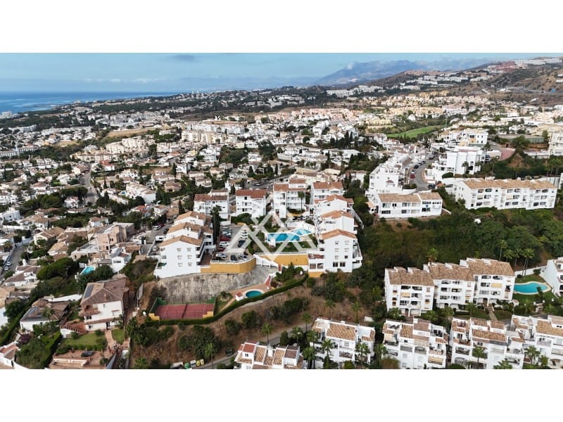 1 bedroom Apartment for sale in Riviera del Sol with garage - € 240,000 (Ref: 9300967)