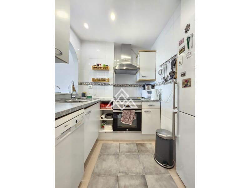 2 slaapkamer Penthouse te koop in Riviera del Sol met garage - € 435.000 (Ref: 9300968)