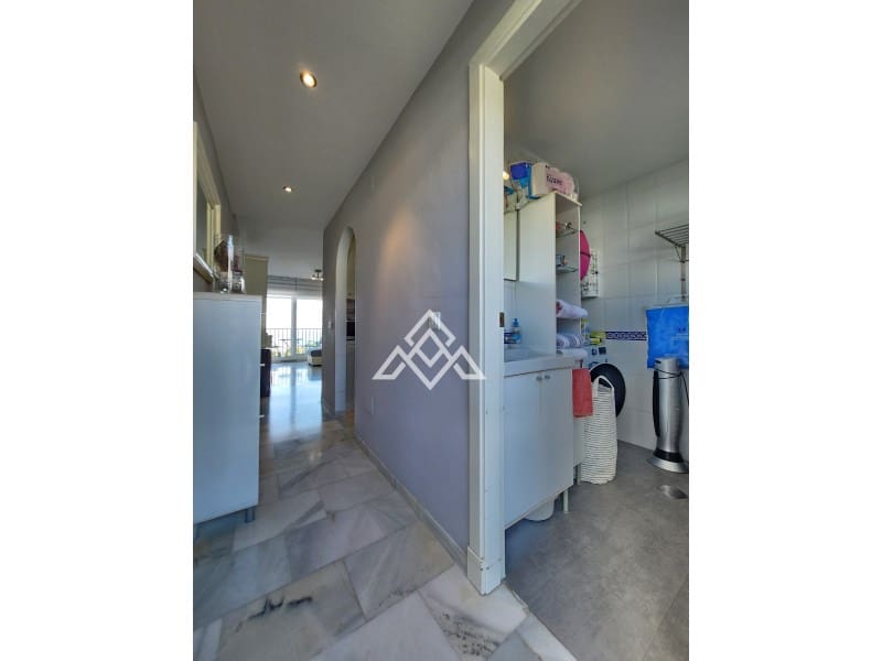 2 slaapkamer Penthouse te koop in Riviera del Sol met garage - € 435.000 (Ref: 9300968)