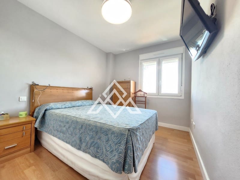 2 slaapkamer Penthouse te koop in Riviera del Sol met garage - € 435.000 (Ref: 9300968)