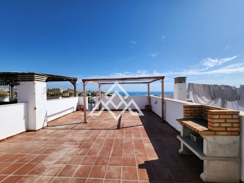 2 slaapkamer Penthouse te koop in Riviera del Sol met garage - € 435.000 (Ref: 9300968)